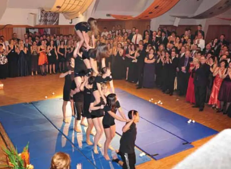 Mitternachtseinlage der Freaks aus St. Valentin