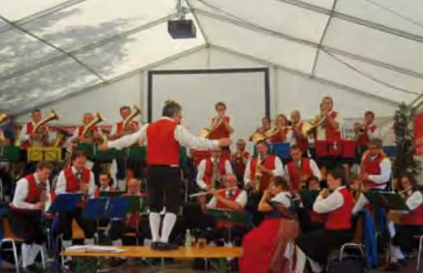 Frühschoppen in Droß bei Krems